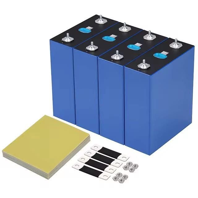 Solar panels charging 200Ah lithium battery for home use”